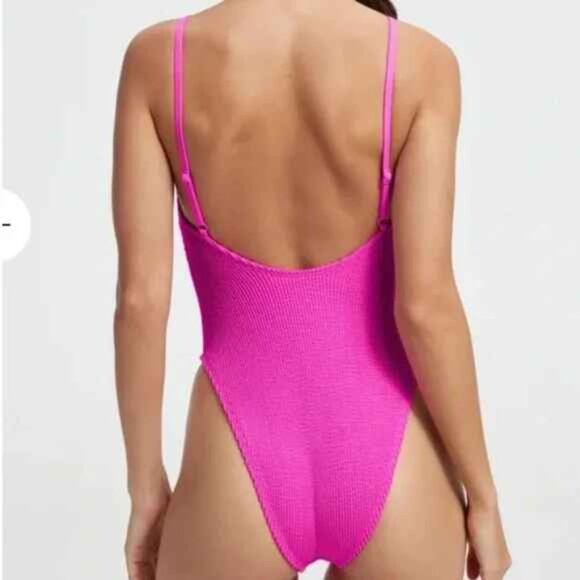 NWT Good American Always Fits one-piece swimsuit in Hawian pink size 1/2 - Picture 7 of 8